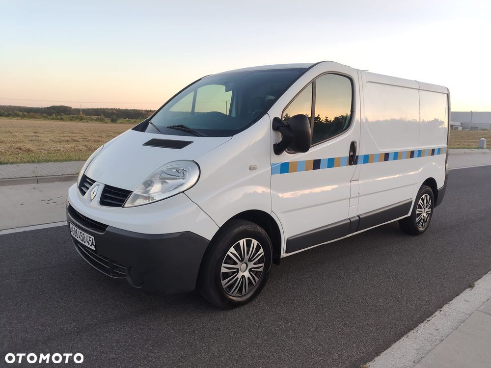 Renault Trafic - 1