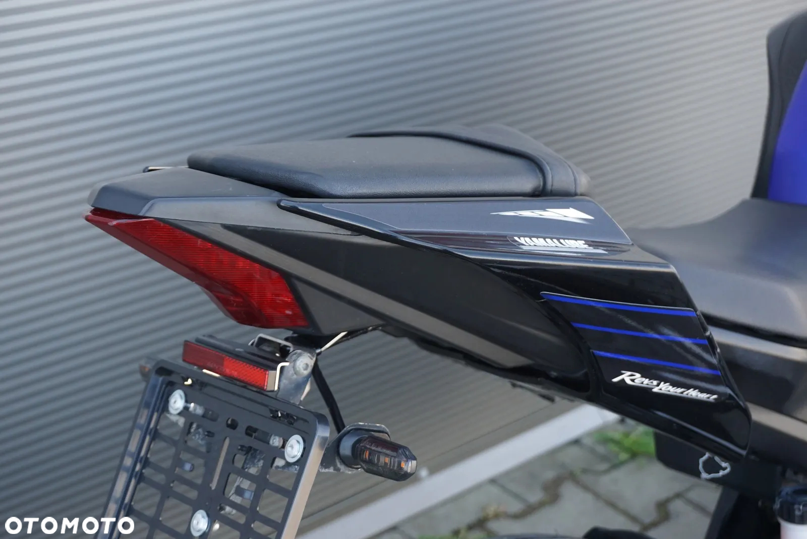 Yamaha YZF - 4