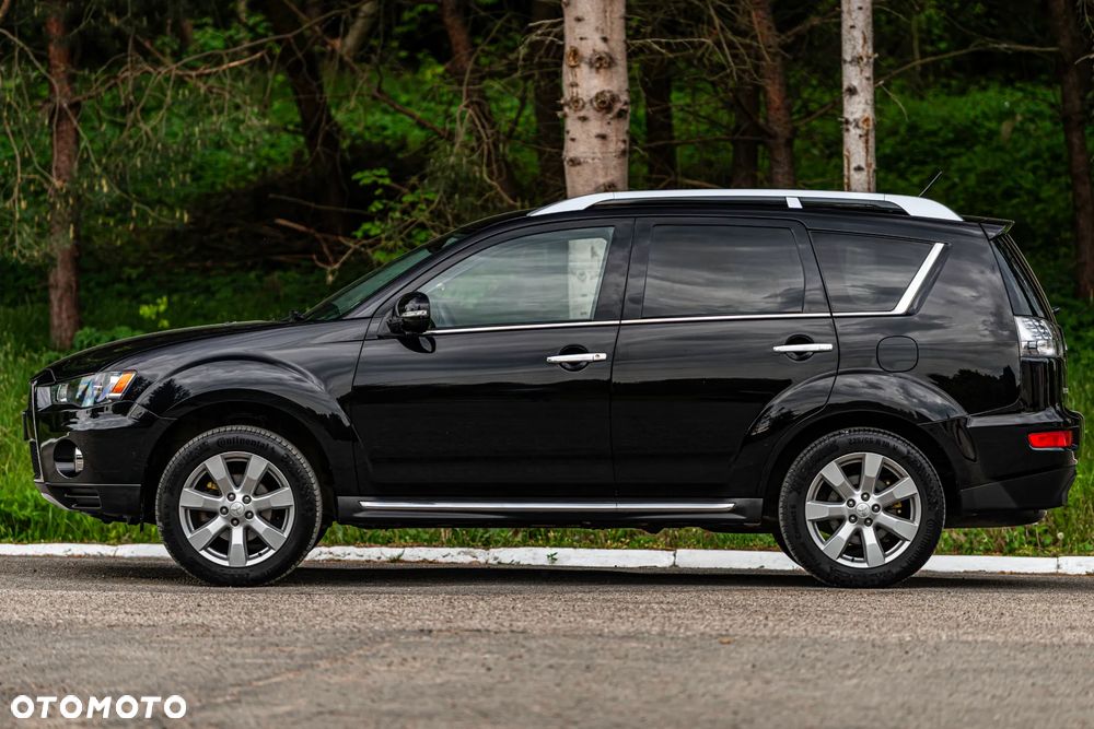 Mitsubishi Outlander - 14