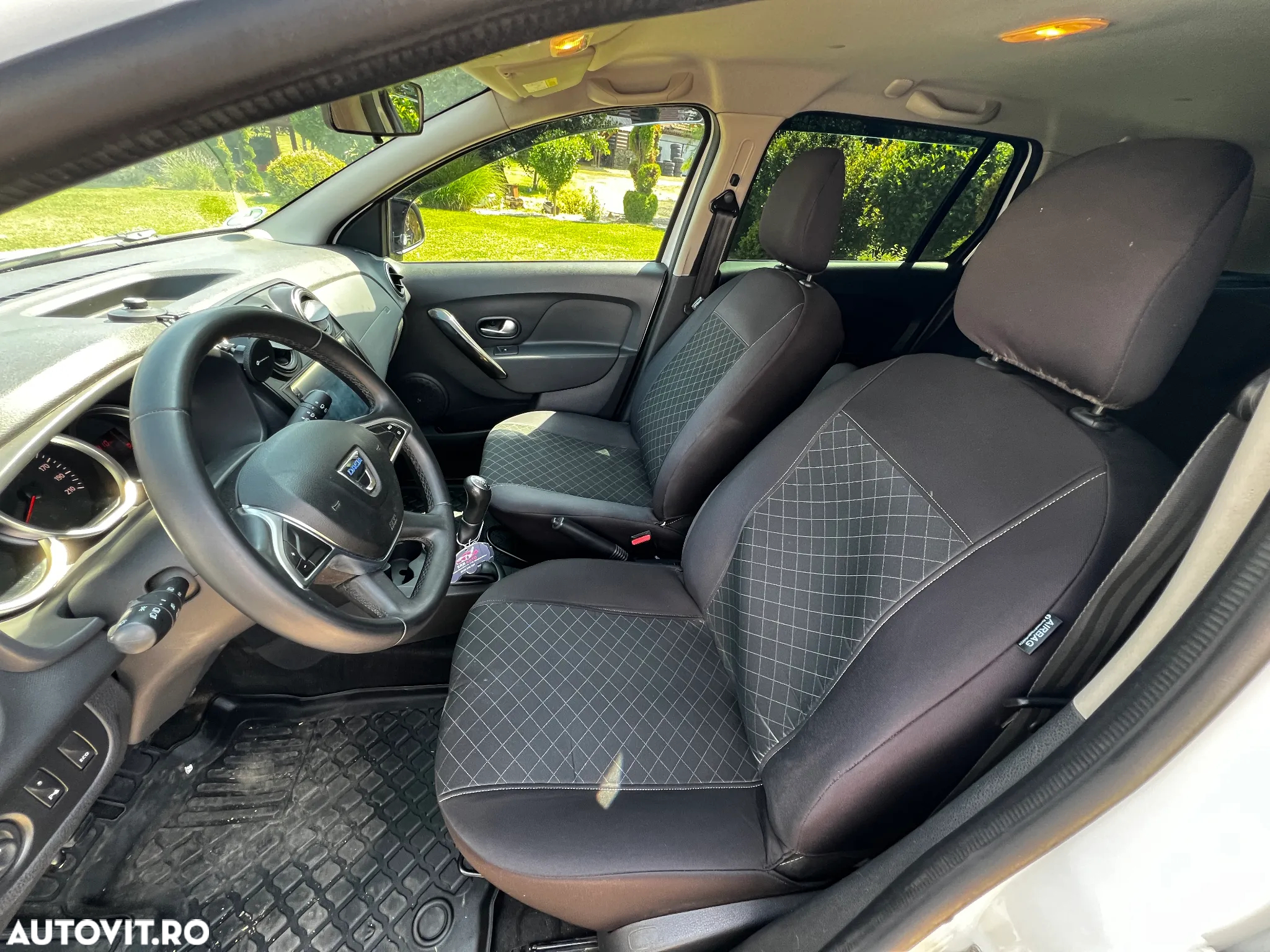 Dacia Logan MCV 1.5 dCi 90 CP Laureate - 11