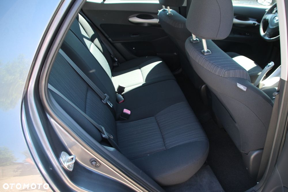Toyota Auris 1.6 VVT-i Team - 18