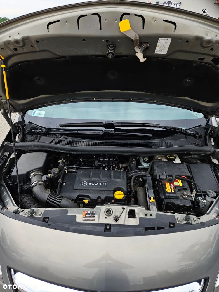 Opel Meriva 1.4 T Enjoy - 19