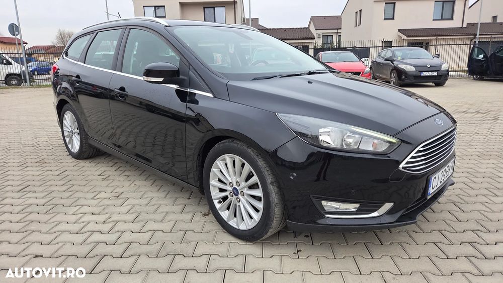 Ford Focus 1.5 EcoBlue Start-Stopp-System Aut. TITANIUM - 2