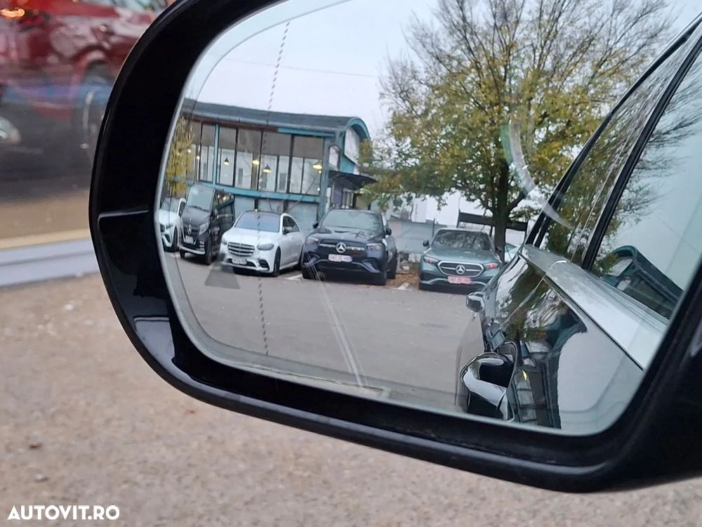 Mercedes-Benz E 200 9G-TRONIC - 31