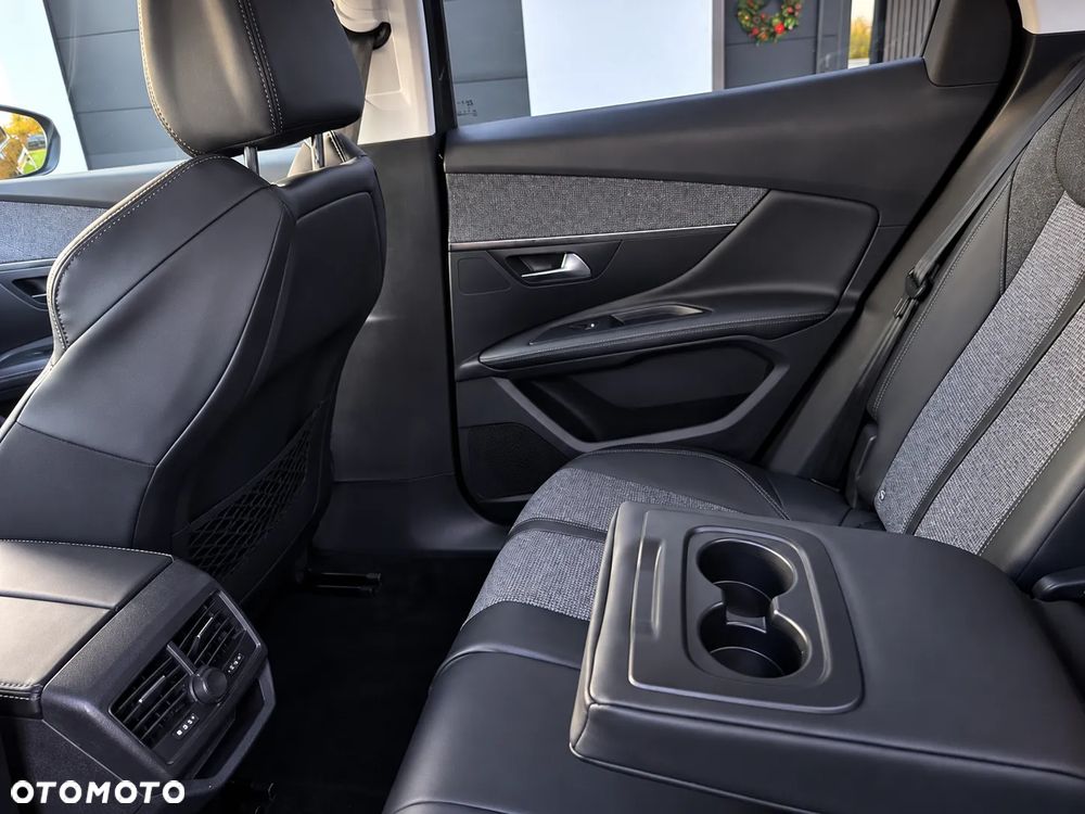 Peugeot 3008 - 22