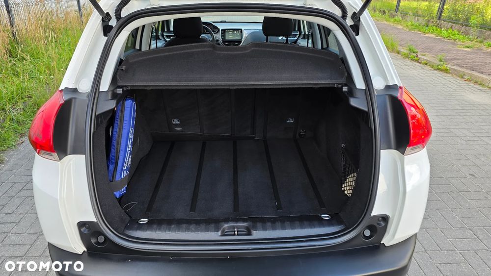 Peugeot 2008 1.5 BlueHDi Style - 24