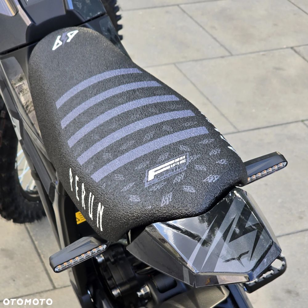 Talaria Sting L1e - 8