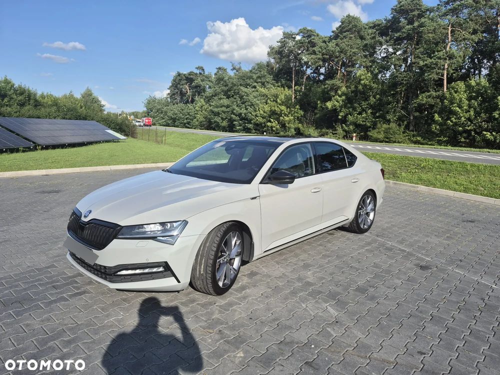 Skoda Superb 2.0 TDI SCR 4x4 Sportline DSG - 23
