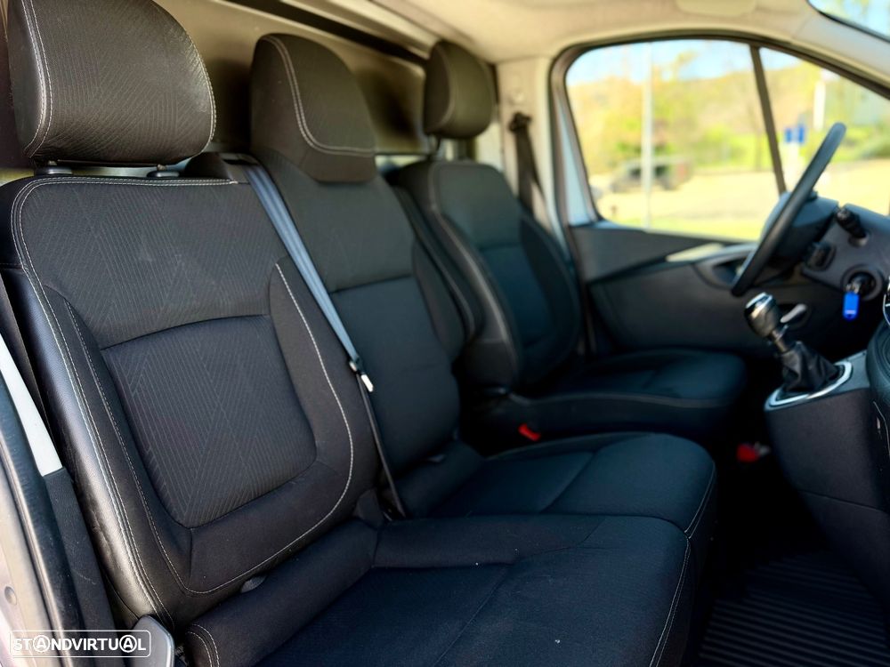 Renault Traffic - 10