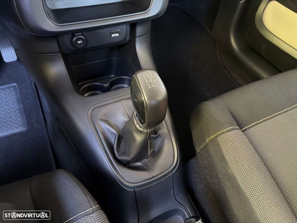 Citroën C3 1.2 PureTech Shine - 44