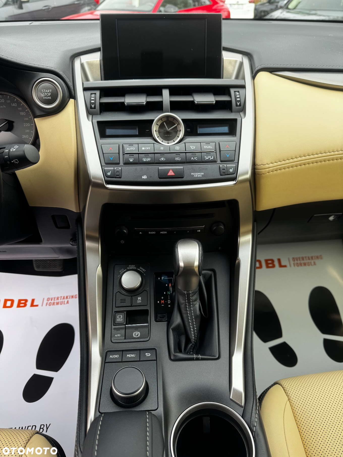 Lexus NX 200t Elite AWD - 18