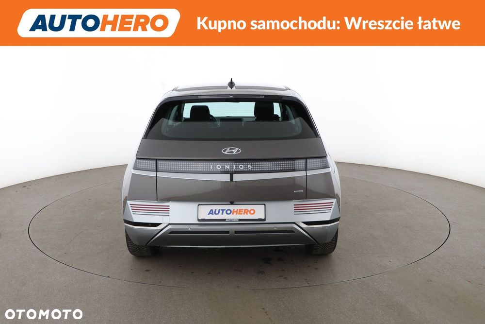 Hyundai IONIQ 5 - 5