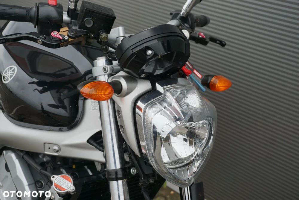 Yamaha FZ6 - 9