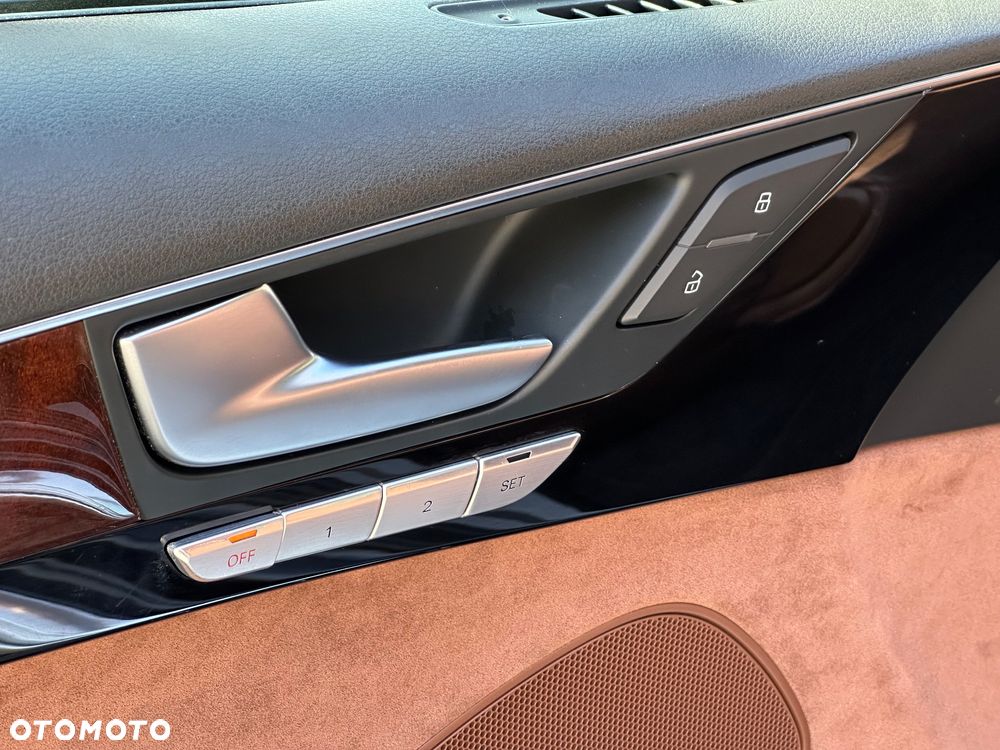 Audi A8 4.0 TFSI L Quattro - 27
