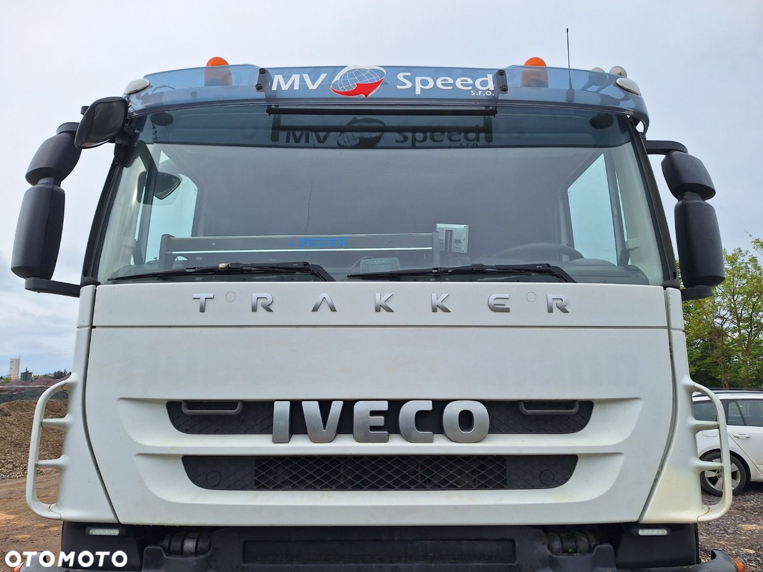Iveco Trakker 450 8X4 - 33