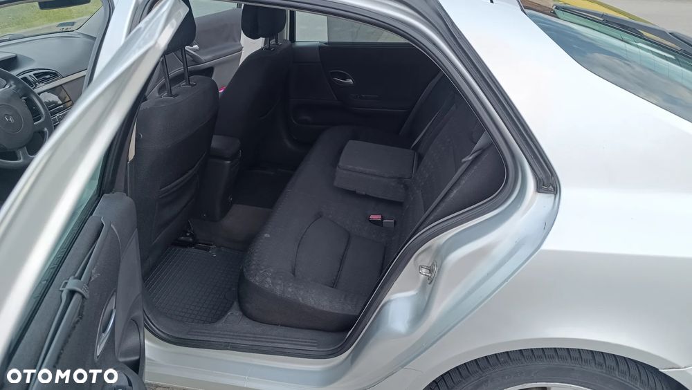 Renault Laguna 1.9 dCi Expression - 2