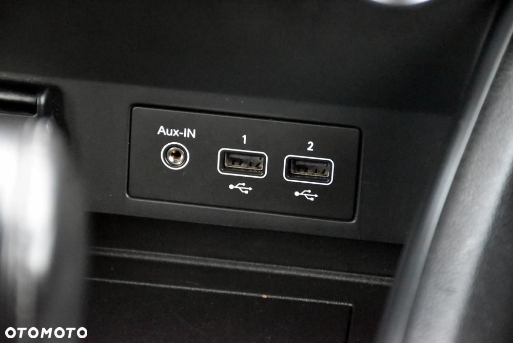 Renault Captur - 28