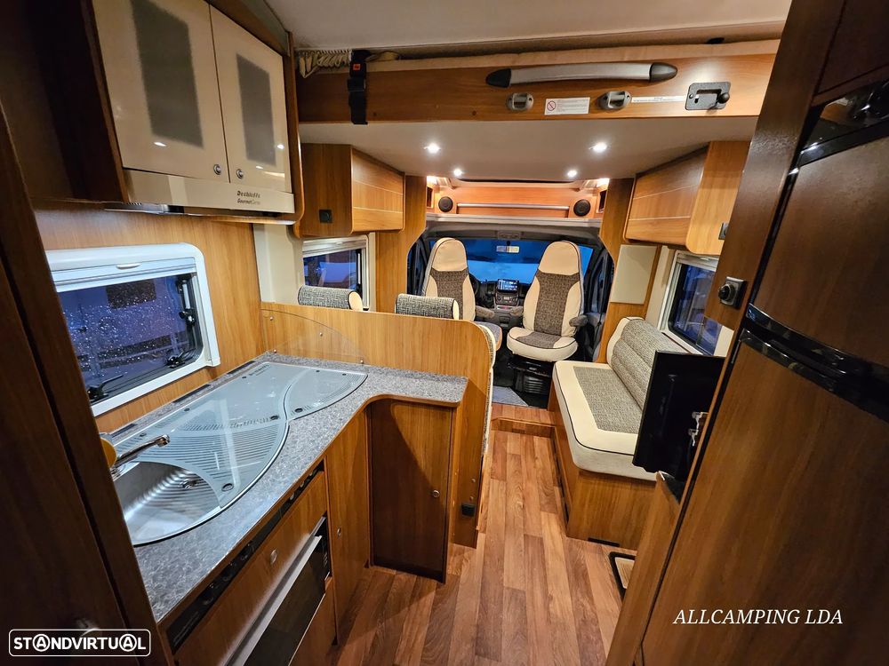 Dethleffs Globe4 LUXUS CHASSI AL-KO CAMA FRANCESA + BASCULANTE - 28