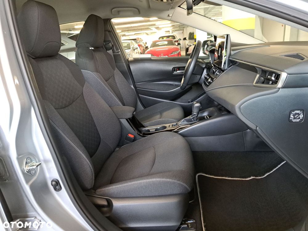 Toyota Corolla 1.8 Hybrid Comfort - 12