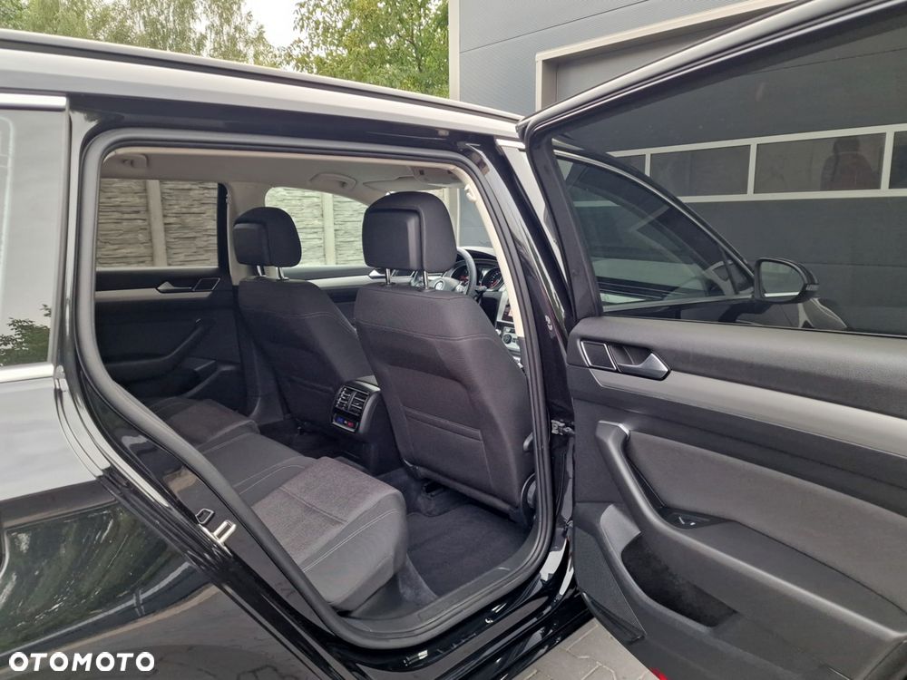 Volkswagen Passat 2.0 TDI BMT Comfortline - 20