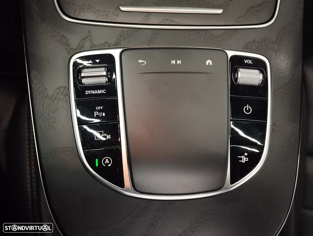 Mercedes-Benz E 220 d AMG Line - 51