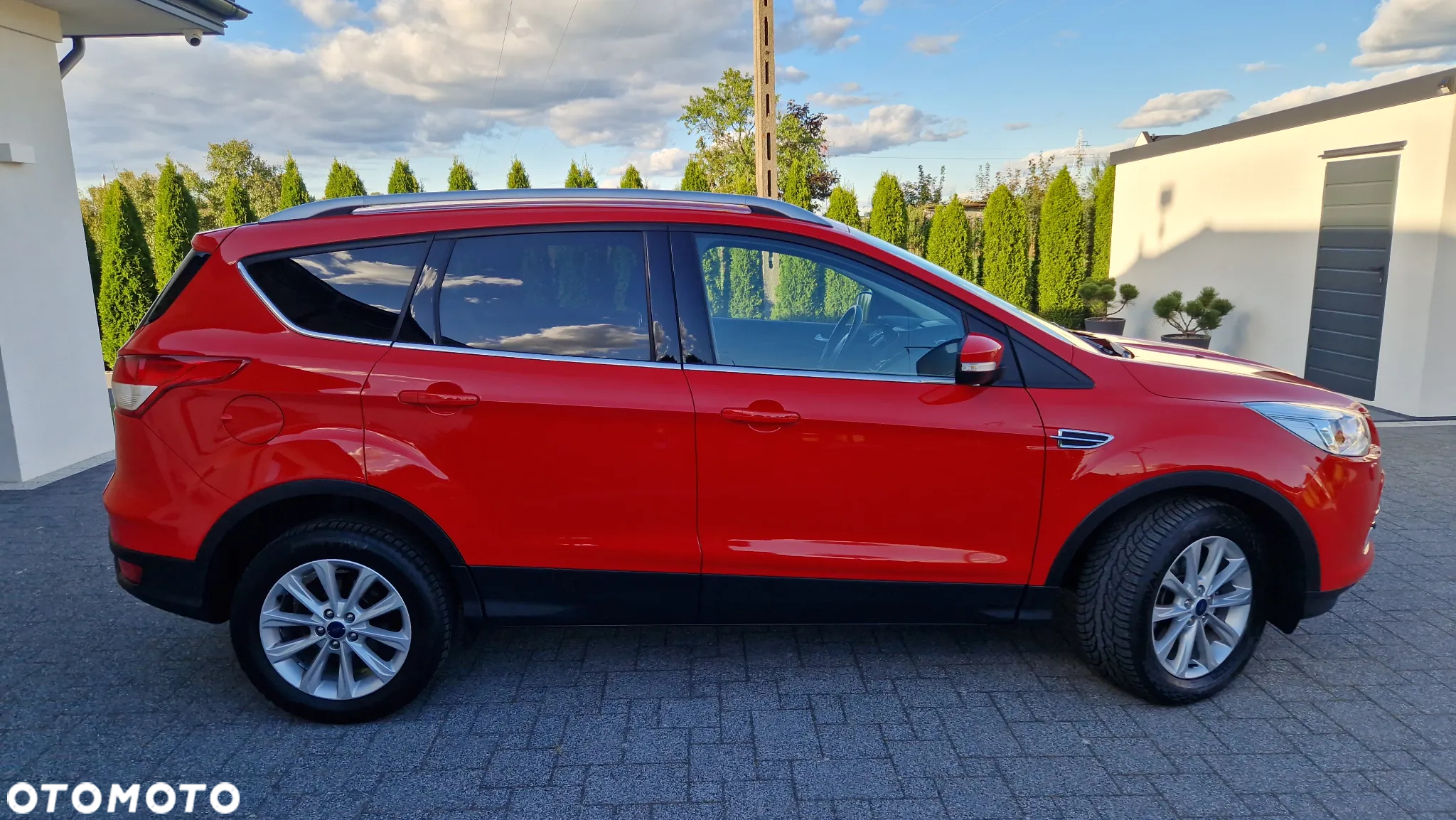 Ford Kuga 2.0 TDCi FWD Titanium - 25