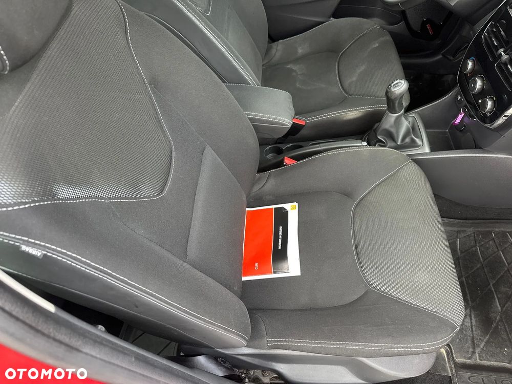 Renault Clio 0.9 TCe Techno Feel - 13