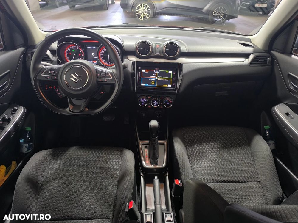 Suzuki Swift 1.2 Dualjet 12V MHEV CVT Spirit - 8