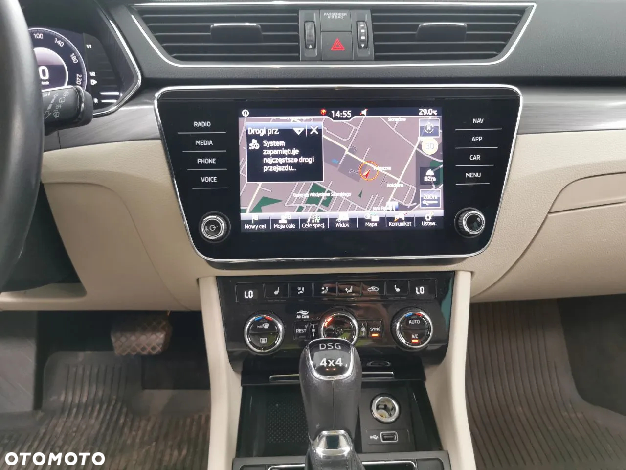 Skoda Superb 2.0 TDI SCR 4x4 Style DSG - 13