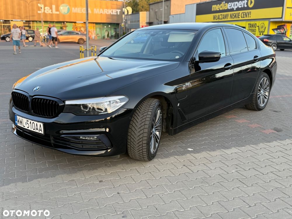 BMW Seria 5 530e iPerformance Sport Line sport - 8