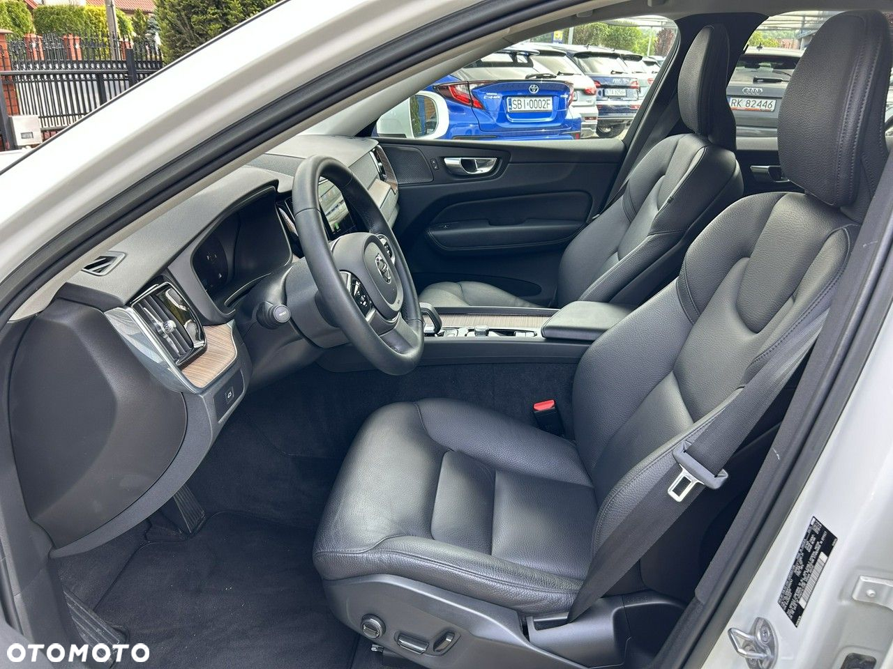 Volvo XC 60 B5 B Geartronic Momentum Pro - 17