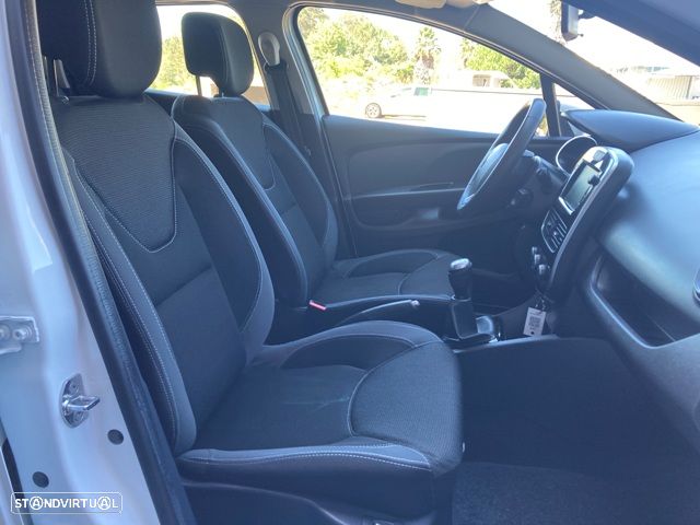 Renault Clio Sport Tourer Energy TCe 90 Business - 28