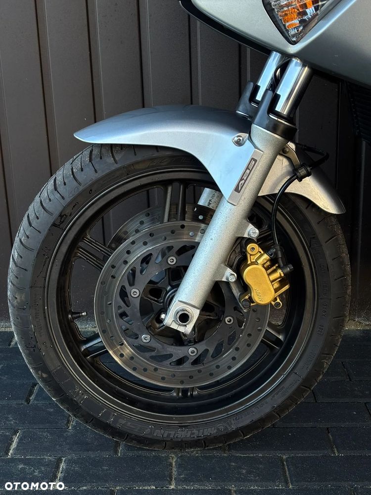 Honda CBF - 8