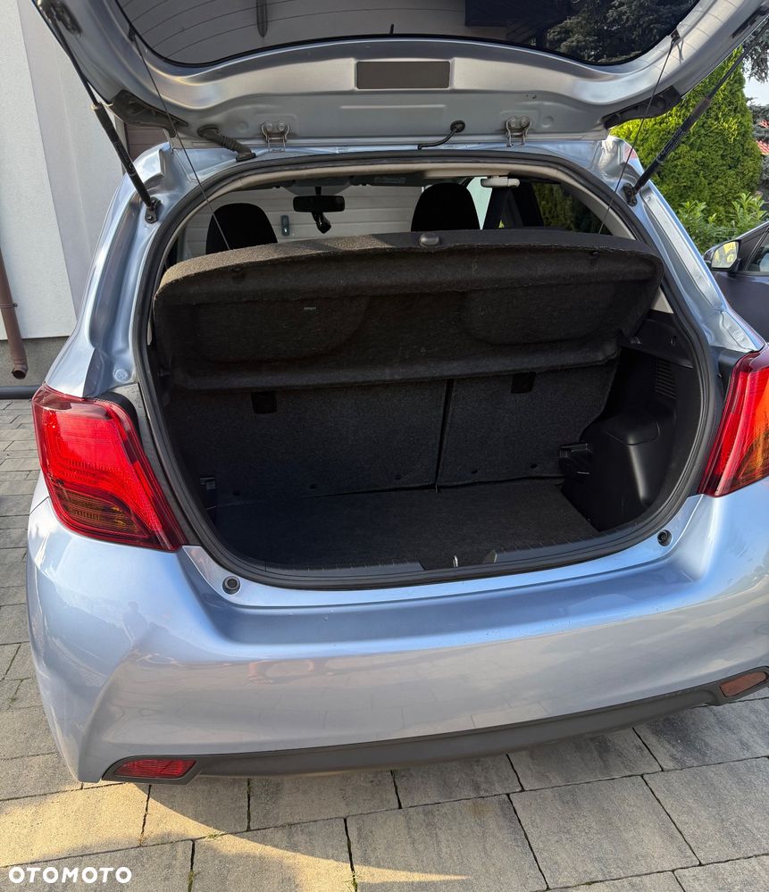 Toyota Yaris - 10