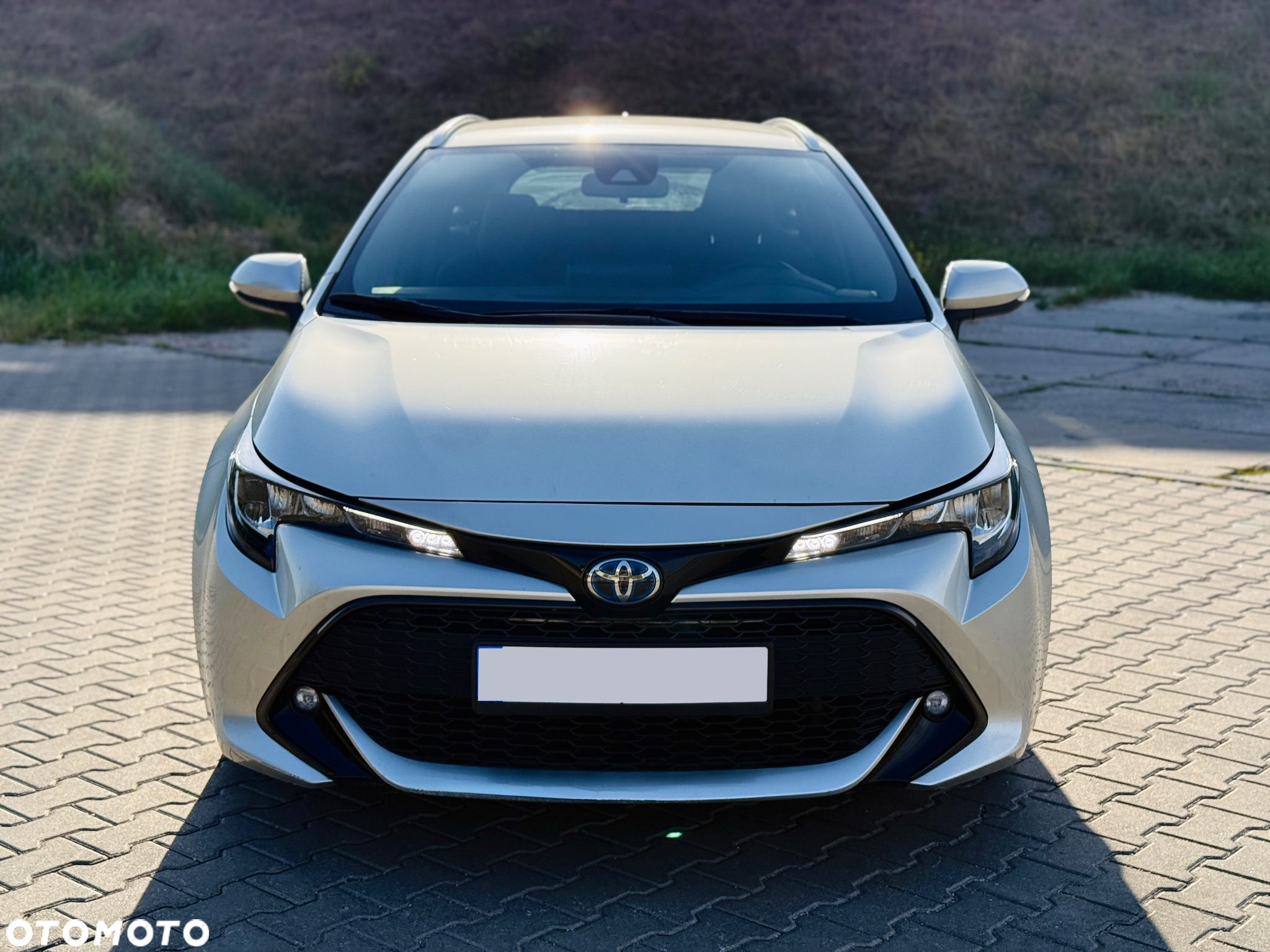 Toyota Corolla 1.8 Hybrid Active - 2