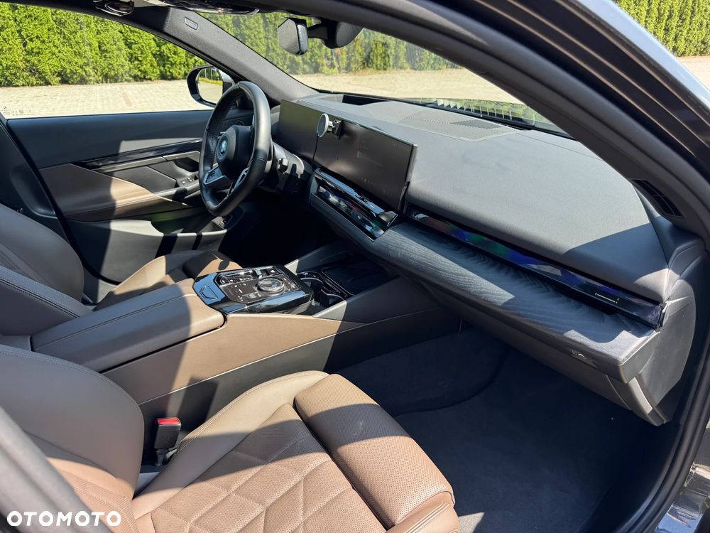 BMW i5 83.9kWh eDrive40 M Sport - 10