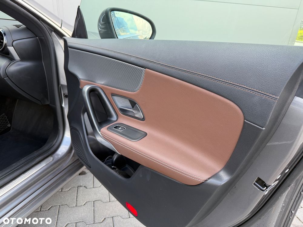 Mercedes-Benz CLA 200 d 8G-DCT Edition 1 - 13