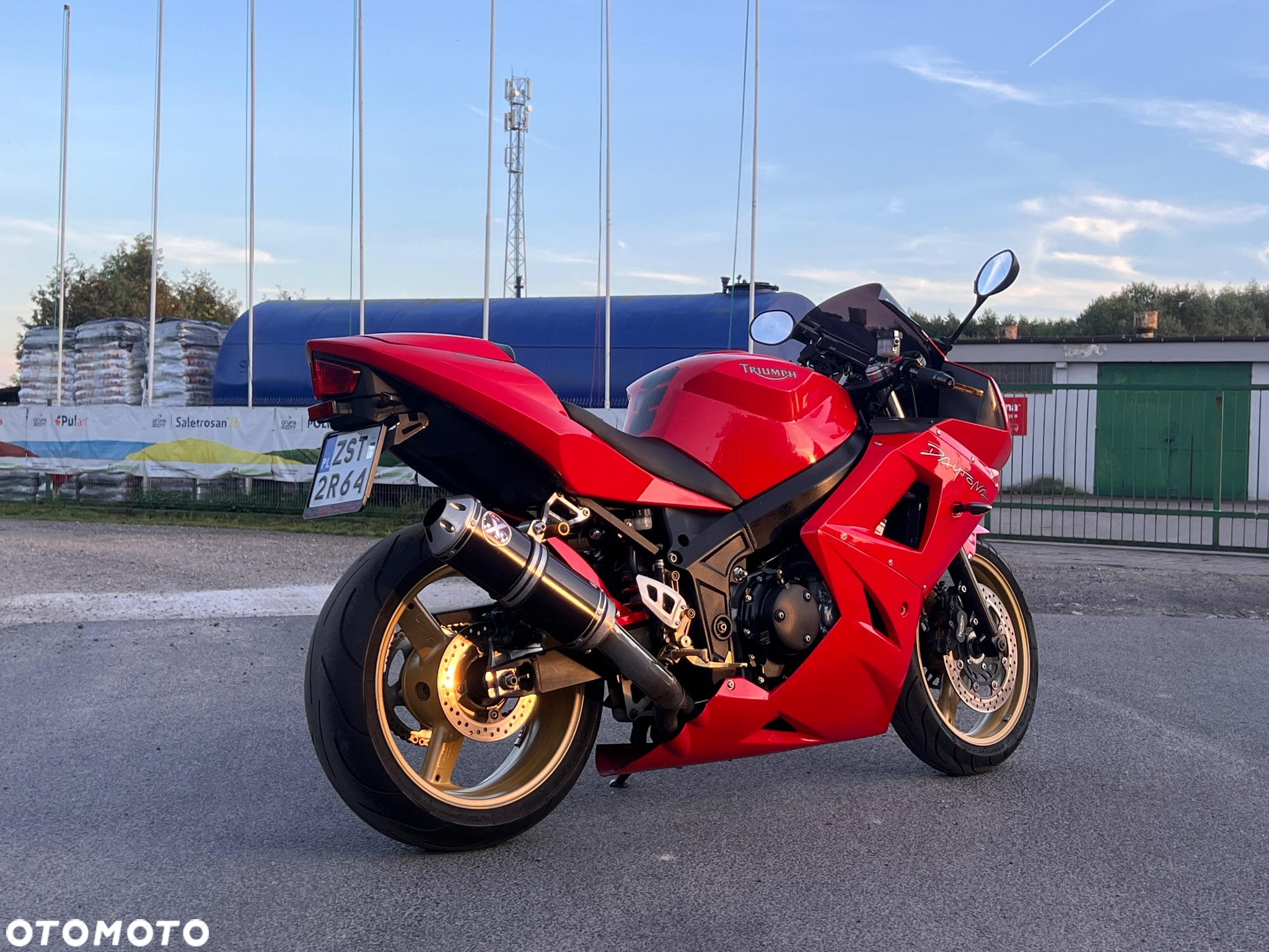 Triumph Daytona - 5