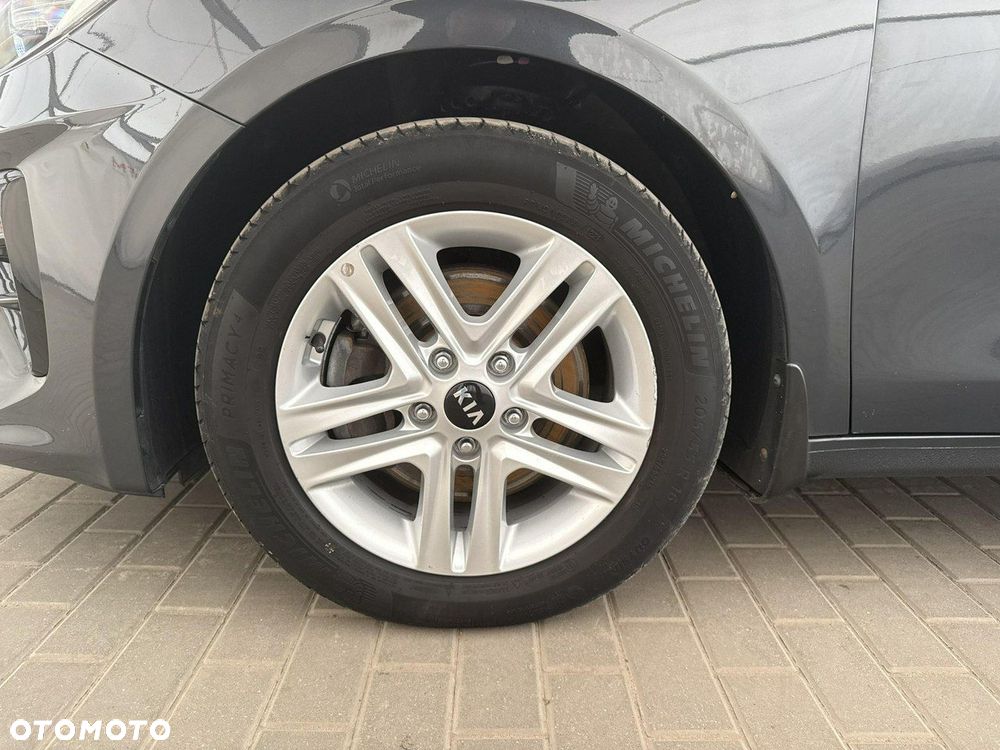 Kia Ceed - 21