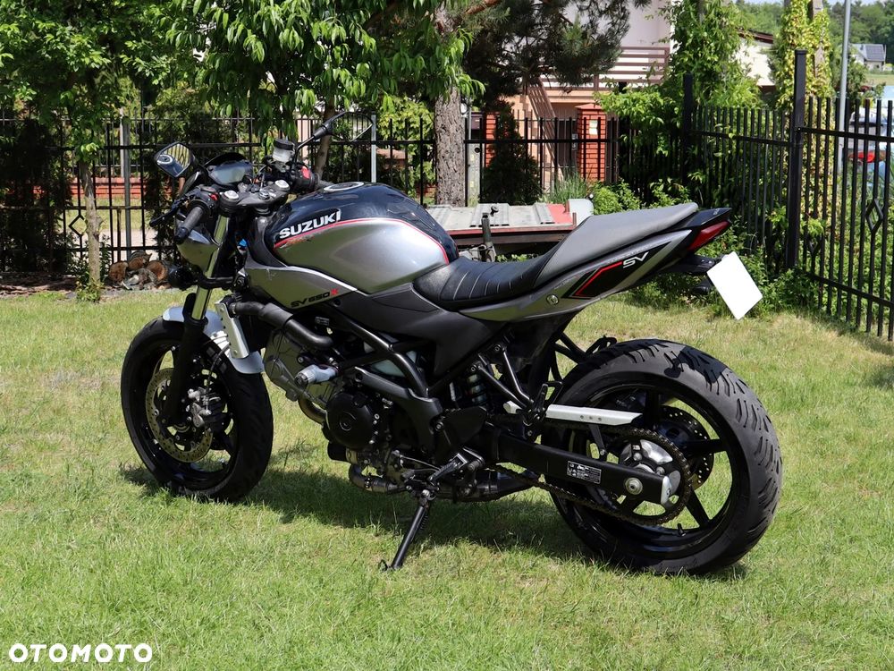 Suzuki SV - 9