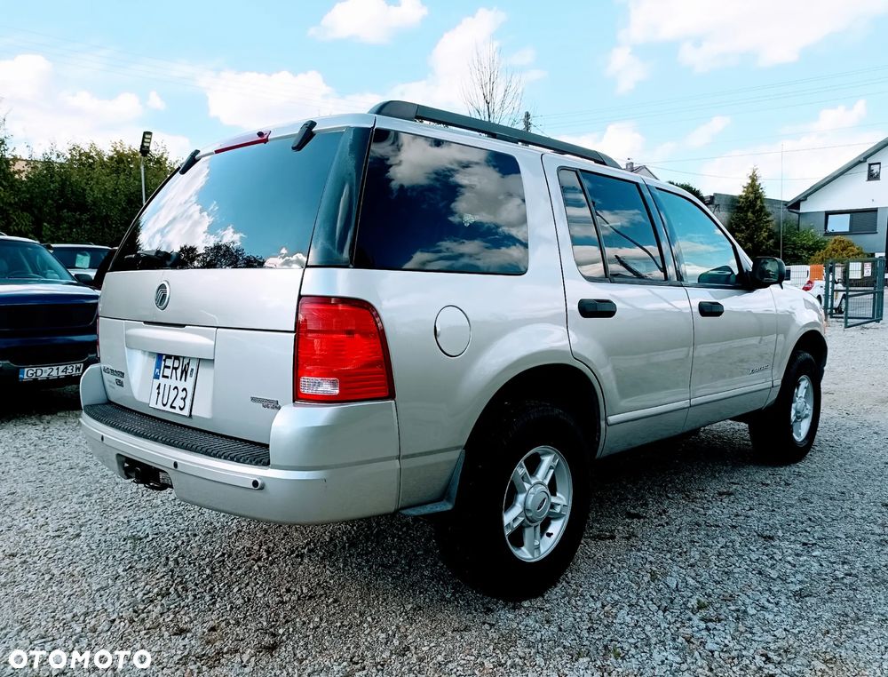Ford Explorer 4.0 - 5