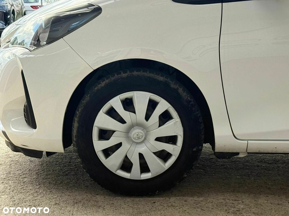 Toyota Yaris - 12