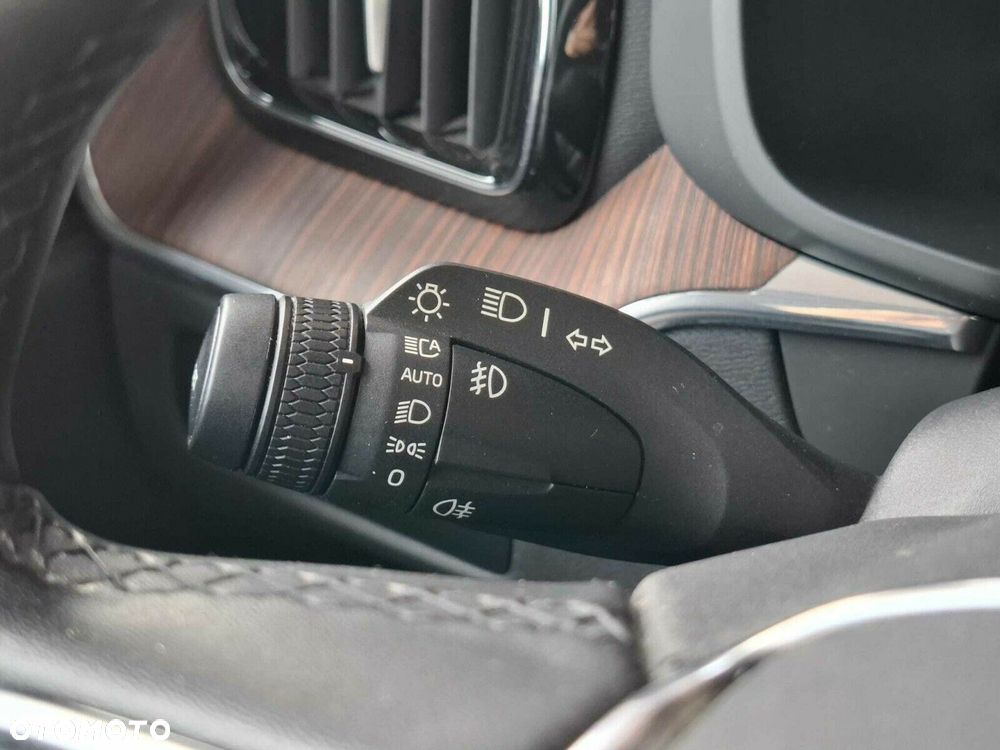 Volvo XC 60 - 20