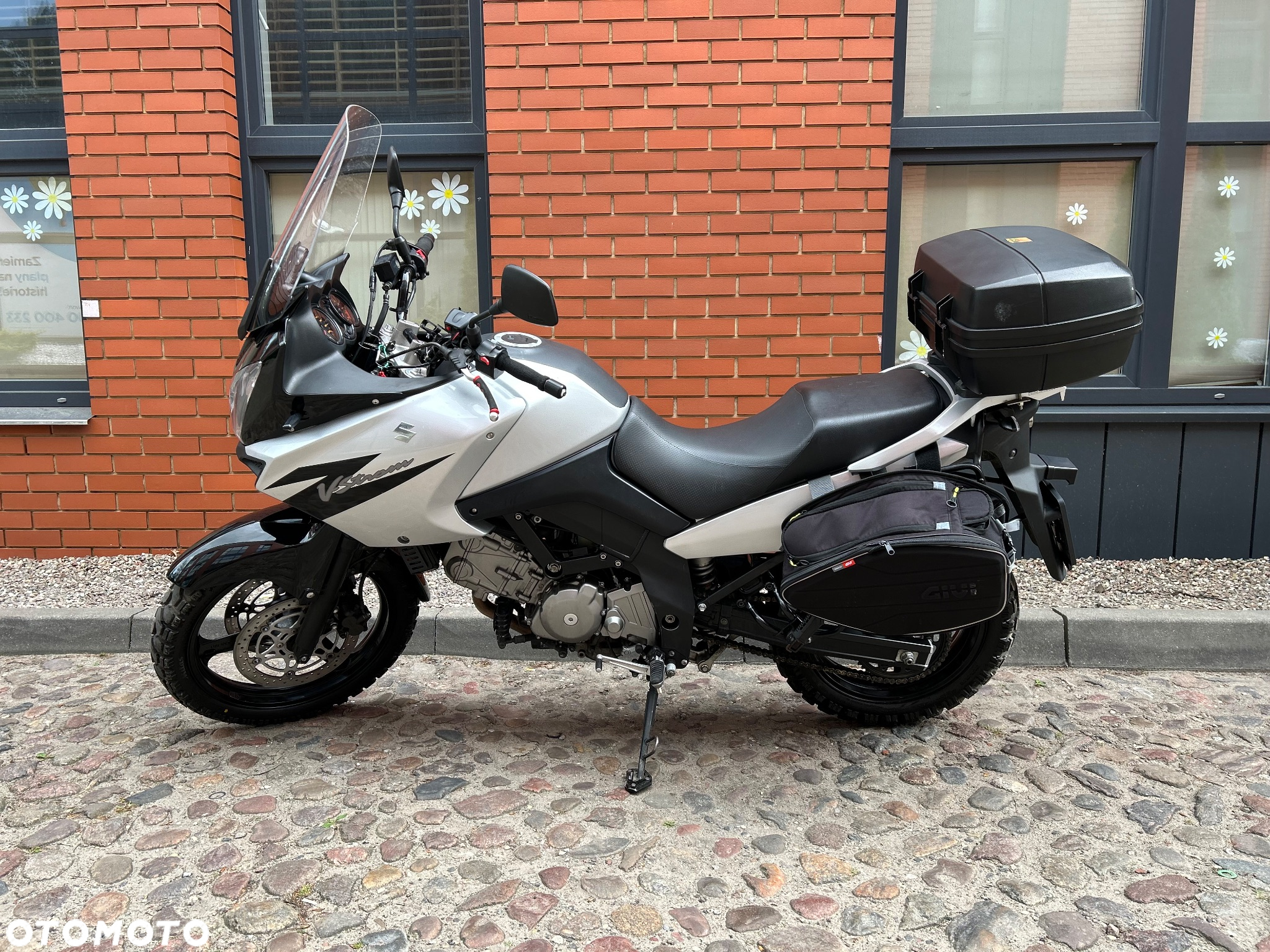 Suzuki DL - 8