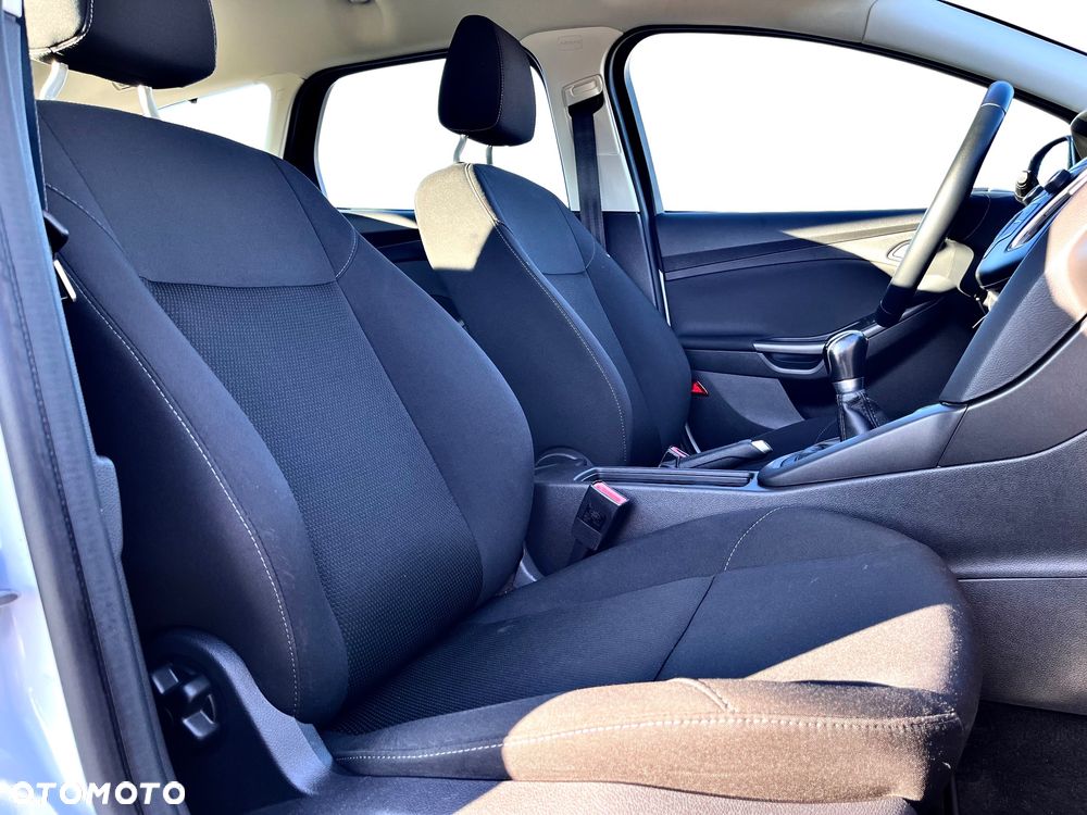 Ford Focus 1.0 EcoBoost STart-Stopp-System ACTIVE - 11