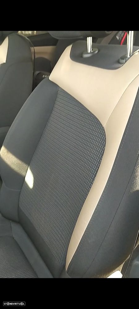 Citroën C4 Picasso 1.6 e-HDi Exclusive - 12