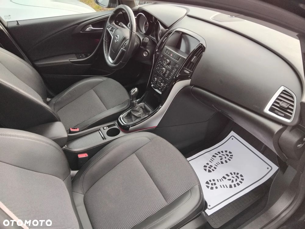 Opel Astra 1.4 Turbo Sports Tourer Active - 23
