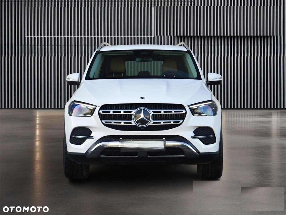 Mercedes-Benz GLE - 12