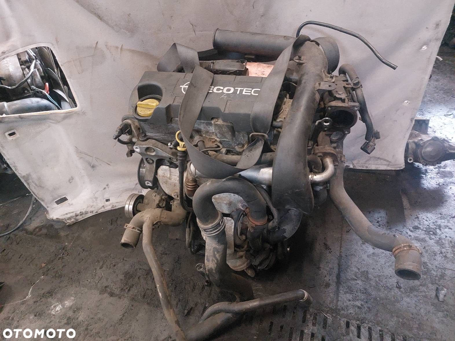 SILNIK POMPA WTRYSKI TURBO CORSA C 1.7 CDTI Z17DTH 8-97313862-2 - 1