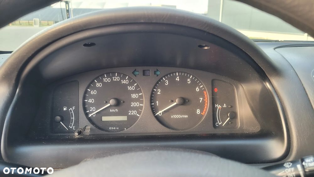 Toyota Corolla 1.4 VVT-i Base - 10